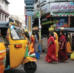 Auto-in-market