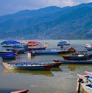 boating-in-pokhara-lake