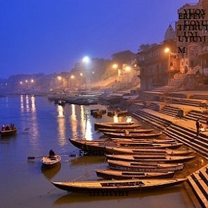 boat-on-ganges-river