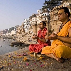 saint-praying-at-bank-of-ganges