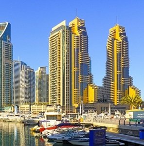 Tall-building-in-city-384